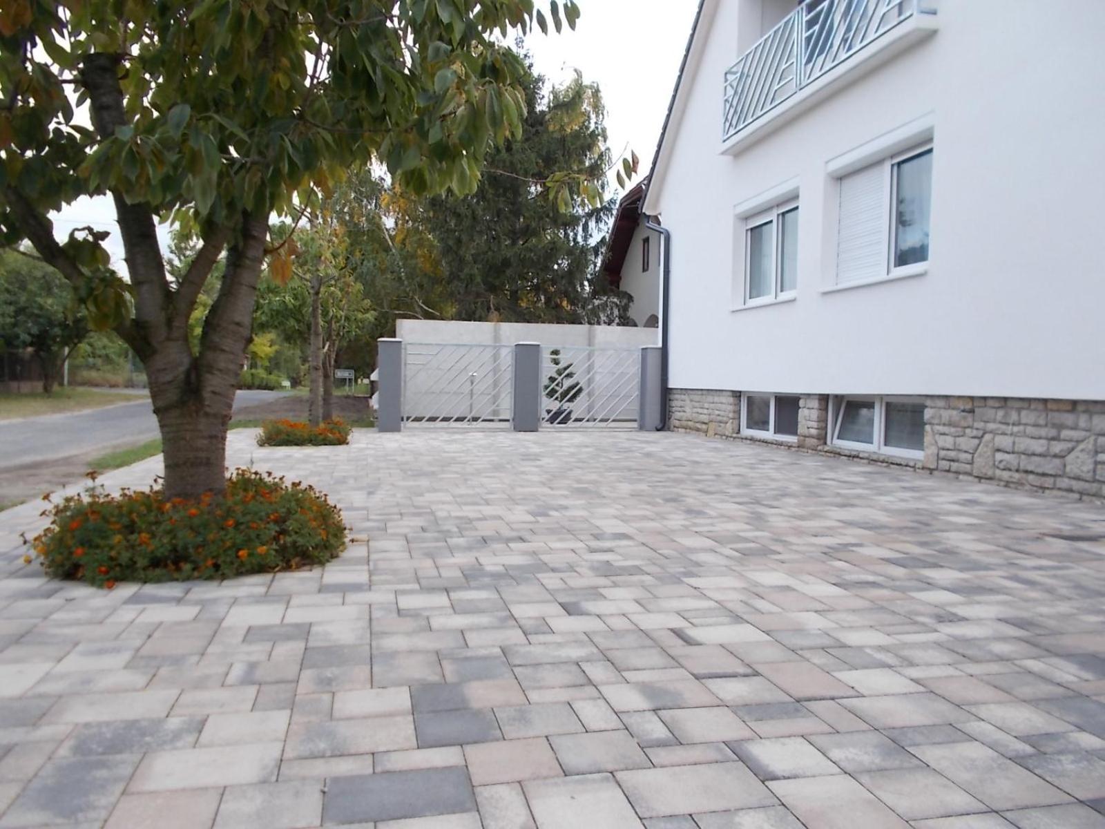 Sub Rosa Two-Bedroom Apartment Balatonfenyves Exterior photo